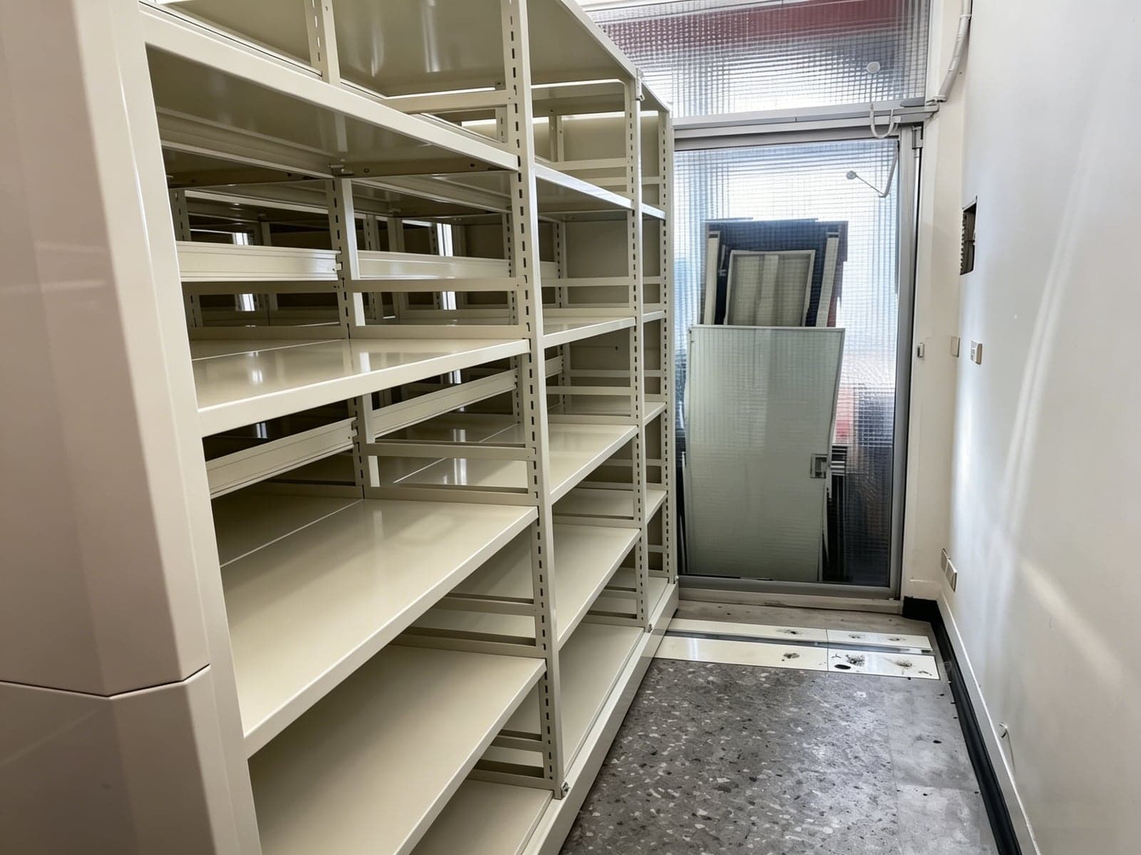 辦公室與倉儲輕型料架案例